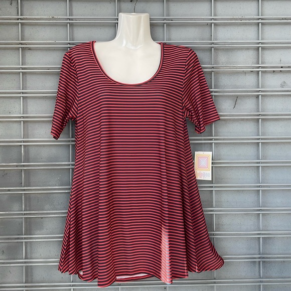 LulaRoe Striped & Printed Perfect T High Low Top-#194914 - Picture 5 of 12